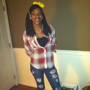 Meet your Posher, Jasmine